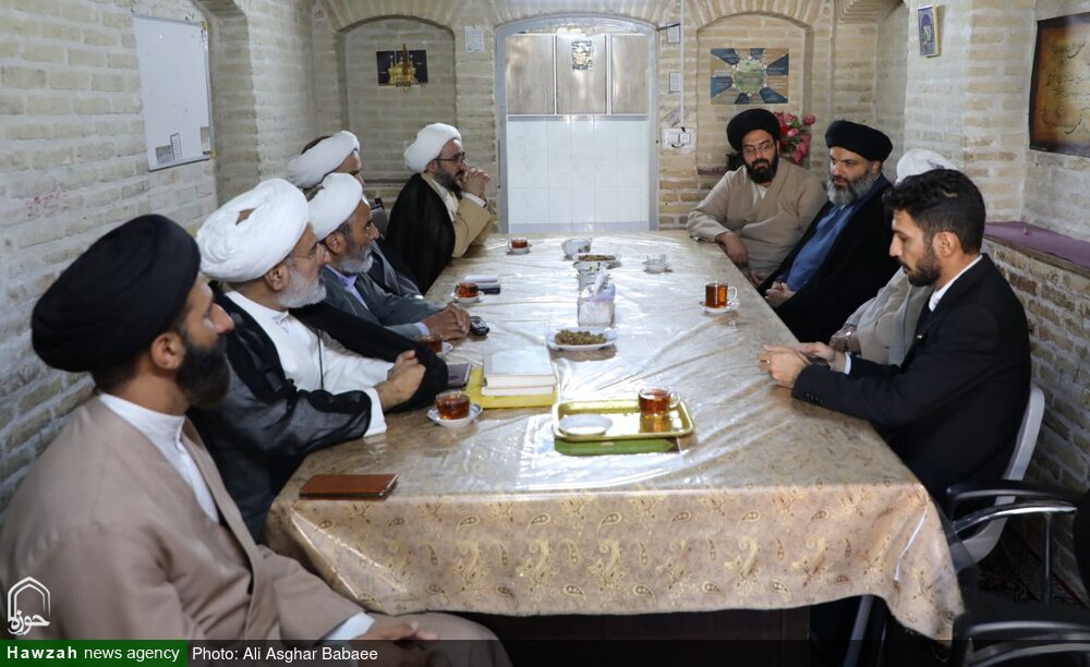 تصاویر/ بازدید مدیر حوزه علمیه استان یزد از مدرسه علمیه امام خمینی (ره)