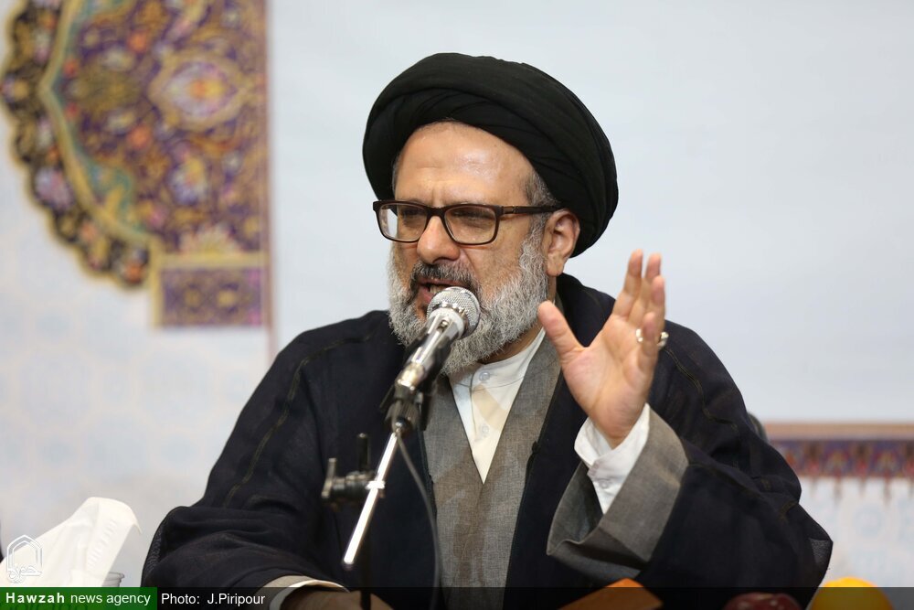 معاون الشؤون الدوليّة للحوزات العلميّة: حوزة قم سندٌ للحوزات العلميّة خارج إيران.. من المأمول أن تُربّي حوزة النبطيّة جيلًا من الطلّاب الفقهاء والملتزمين بالثورة الإسلاميّة