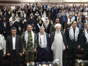 تصاویر/ آیین تجلیل و تکریم از ایثارگران و پیشکسوتان هشت سال دفاع مقدس در سنندج