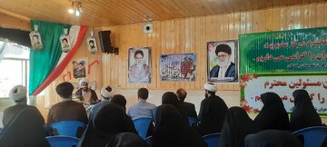 تقدیر از امام جمعه سابق چادگان و رئیس هیئت امنای حوزه علمیه الزهرا(س)