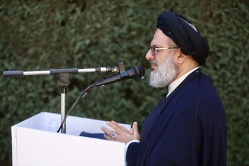 حضور هیئت حوزوی اعزامی از قم  در منزل شهدای روحانی حزب الله