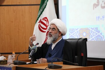 سه امام معصوم درباره حضرت معصومه(س) فرموده‌اند: «من زارها فله الجنّة»