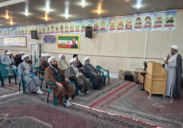 آئین افتتاحیه درس خارج مدرسه علمیه امیرالمومنین(ع) آران و بیدگل برگزار شد