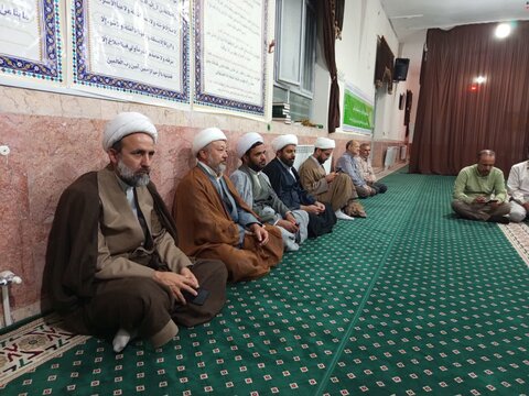 تجلیل از واقفین و خیرین مدرسه علمیه ثامن‌الائمه علیه‌السلام حاجی‌آباد