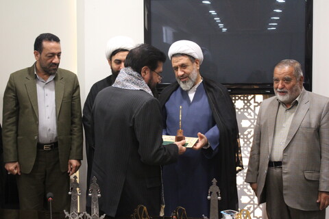 تصاویر/ همایش مقام مجنون، تجلیل از پیرغلامان هیئات مذهبی و مداحان و شعرای اهلبیت شهر کرمان