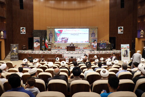 تصاویر/ ششمین همایش شب خاطره کارمندان و ایثاگران مرکز مدیریت حوزه های علمیه