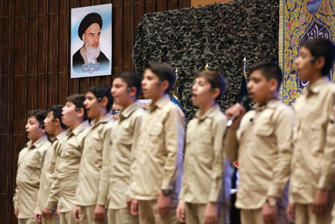 تصاویر/ ششمین همایش شب خاطره کارمندان و ایثاگران مرکز مدیریت حوزه های علمیه