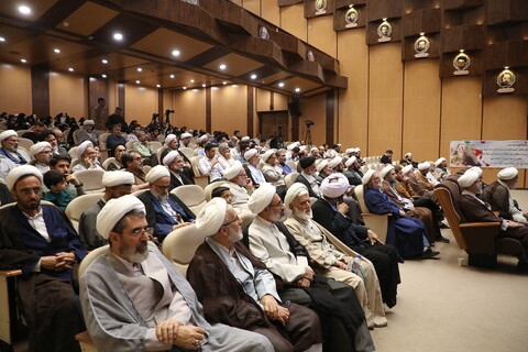 تصاویر/ ششمین همایش شب خاطره کارمندان و ایثاگران مرکز مدیریت حوزه های علمیه