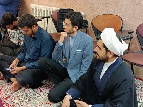 حضور طلاب مدرسه علمیه مصلی در درس اخلاق حجت الاسلام و المسلمین ایوبی