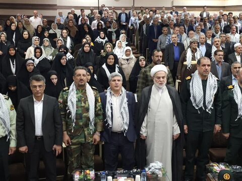 تصاویر/ آیین تجلیل و تکریم از ایثارگران و پیشکسوتان هشت سال دفاع مقدس در سنندج