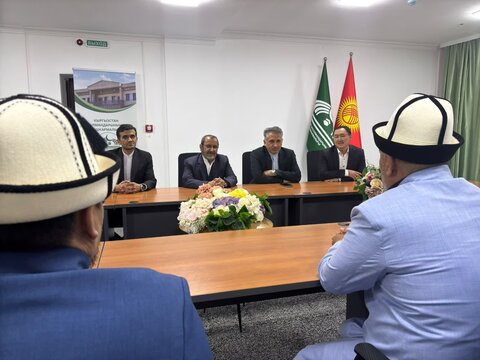 حوزه/ دیدار رئیس دانشگاه بین‌المللی مذاهب اسلامی با معاون مفتی و مسئول امور آموزش دینی قرقیزستان