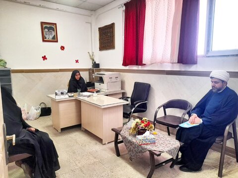 تصاویر/بازدید رئیس اداره تربیتی حوزه های علمیه خواهران از پیش‌دبستانی فاطمه الزهرا(س)ساوه