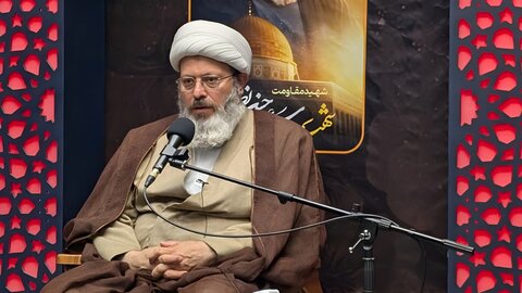 قم میں مدرسہ علمیہ ثقلین میں شہید سید حسن نصراللہؒ کی پہلی برسی پر عظیم الشان پروگرام