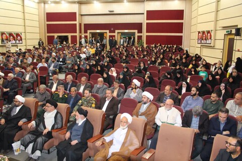 تصاویر/ مراسم یادواره شهدای شهرستان بناب و شهدای دفاع مقدس ۱۲ روزه