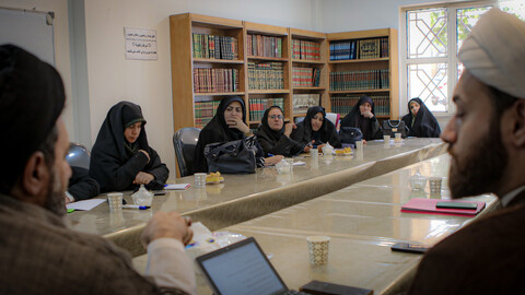 تصاویر/ جلسه مدیران و مسئولین حوزه علمیه با مدیران مدارس طرح امین وابسته به حوزه علمیه