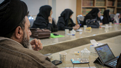 تصاویر/ جلسه مدیران و مسئولین حوزه علمیه با مدیران مدارس طرح امین وابسته به حوزه علمیه