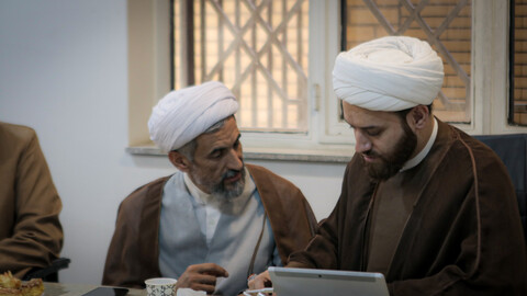 تصاویر/ جلسه مدیران و مسئولین حوزه علمیه با مدیران مدارس طرح امین وابسته به حوزه علمیه