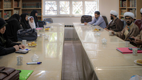 تصاویر/ جلسه مدیران و مسئولین حوزه علمیه با مدیران مدارس طرح امین وابسته به حوزه علمیه