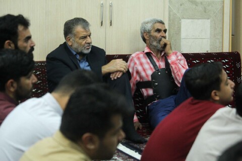 تصاویر| دیدار جمعی از جوانان فعال در عرصه ایثار و  شهادت با نماینده ولی فقیه در خراسان جنوبی