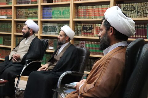 تصاویر/ جلسه هفتگی شورای تهذیب مدرسه علمیه امام خامنه ای ارومیه