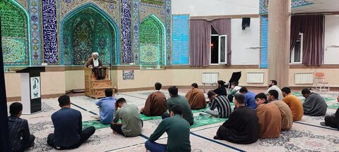 تصاویر/ جلسه اخلاق هفتگی طلاب سلماس