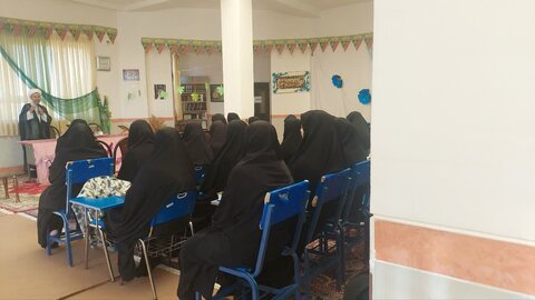 تصاویر/ جلسه اخلاق طلاب مدرسه علمیه فاطمیه نقده