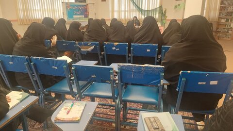 تصاویر/ جلسه اخلاق طلاب مدرسه علمیه فاطمیه نقده