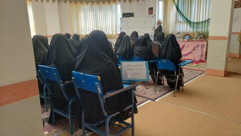 تصاویر/ جلسه اخلاق طلاب مدرسه علمیه فاطمیه نقده