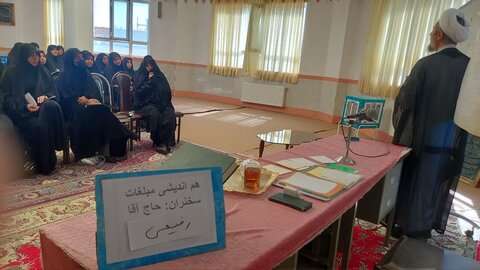 تصاویر/ جلسه اخلاق طلاب مدرسه علمیه فاطمیه نقده