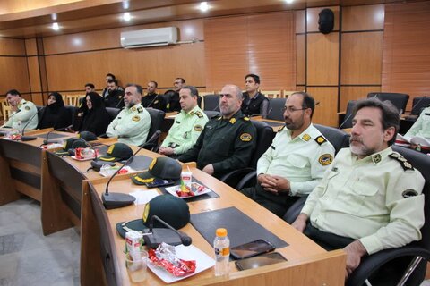 تصاویر/ ‌دیدار فرماندهان و مدیران انتظامی استان قم با آیت الله فاضل لنکرانی