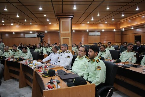 تصاویر/ ‌دیدار فرماندهان و مدیران انتظامی استان قم با آیت الله فاضل لنکرانی