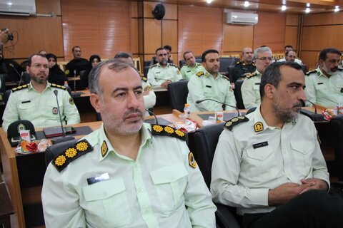 تصاویر/ ‌دیدار فرماندهان و مدیران انتظامی استان قم با آیت الله فاضل لنکرانی