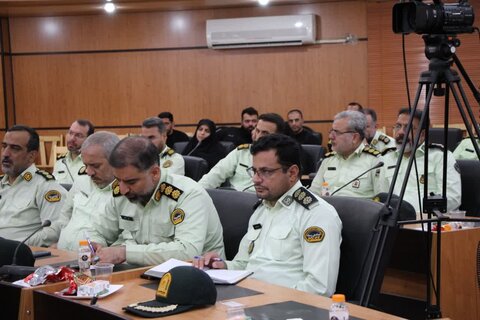 تصاویر/ ‌دیدار فرماندهان و مدیران انتظامی استان قم با آیت الله فاضل لنکرانی