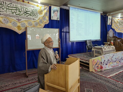 تصاویر/ آیین افتتاحیه نخستین درس خارج مدرسه علمیه امیرالمومنین(ع) آران و بیدگل