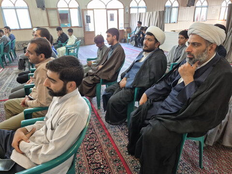 تصاویر/ آیین افتتاحیه نخستین درس خارج مدرسه علمیه امیرالمومنین(ع) آران و بیدگل