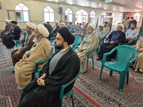 تصاویر/ آیین افتتاحیه نخستین درس خارج مدرسه علمیه امیرالمومنین(ع) آران و بیدگل