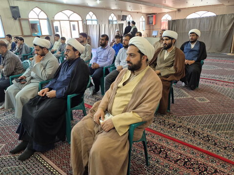 تصاویر/ آیین افتتاحیه نخستین درس خارج مدرسه علمیه امیرالمومنین(ع) آران و بیدگل