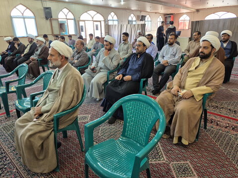 تصاویر/ آیین افتتاحیه نخستین درس خارج مدرسه علمیه امیرالمومنین(ع) آران و بیدگل