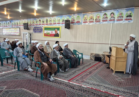 تصاویر/ آیین افتتاحیه نخستین درس خارج مدرسه علمیه امیرالمومنین(ع) آران و بیدگل