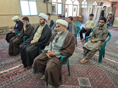 تصاویر/ آیین افتتاحیه نخستین درس خارج مدرسه علمیه امیرالمومنین(ع) آران و بیدگل