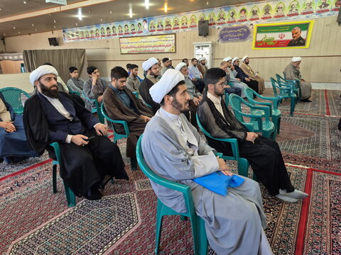 تصاویر/ آیین افتتاحیه نخستین درس خارج مدرسه علمیه امیرالمومنین(ع) آران و بیدگل