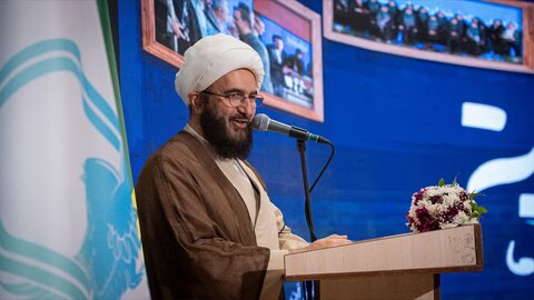 برگزاری اختتامیه سومین جشنواره ملی سرود آوای آدینه در ساوجبلاغ