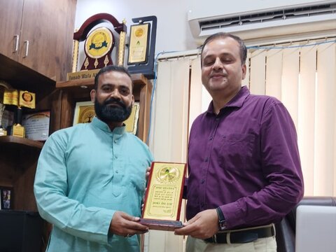 اے ایم آر میڈیکل اینڈ ایجوکیشنل ٹرسٹ کی شاندار خدمات کا اعتراف؛ عنبر فاؤنڈیشن لکھنؤ نے اعزاز سے نوازا