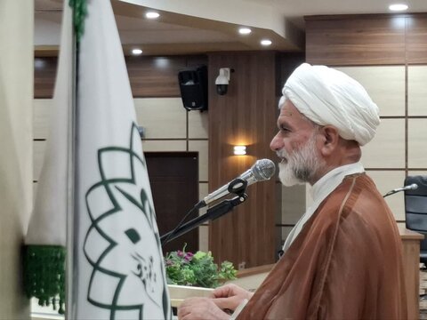 تصاویر/  نشست صمیمی والدین طلاب مدینة‌العلم کاظمیه