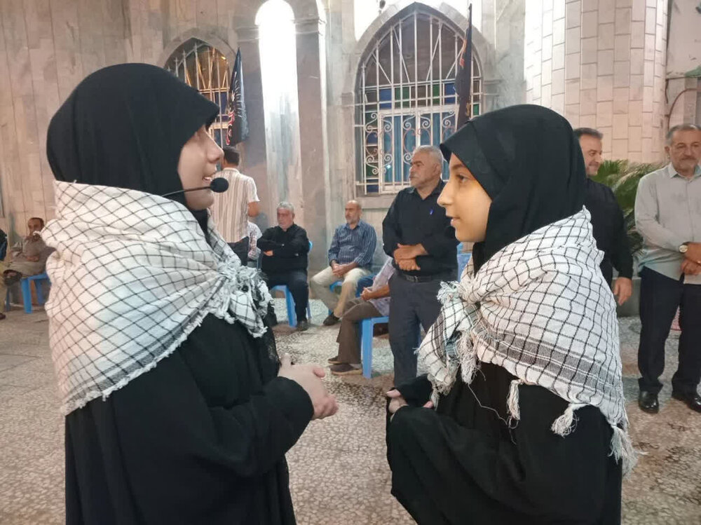 بانوی طلبه فعال