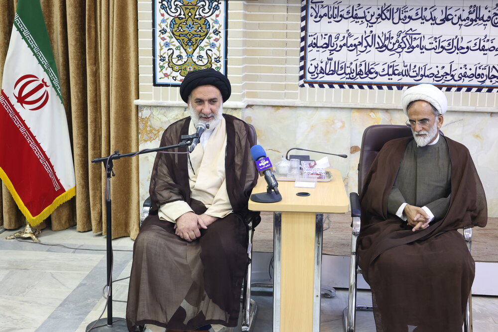 راه سید حسن نصرالله، مایه عزت جهان اسلام و الگوی مقاومت است