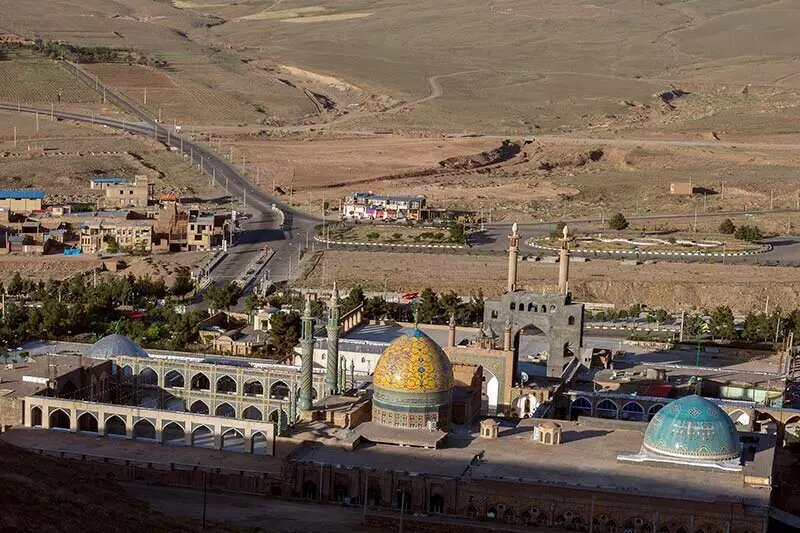 بارگاه علی بن باقر(ع) نیازمند توسعه پیشرفت و توجه بیشتر مسئولان است