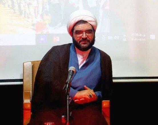 انقلاب اسلامی شرایط حضور بانوان در حوزه‌های مختلف را فراهم کرده است