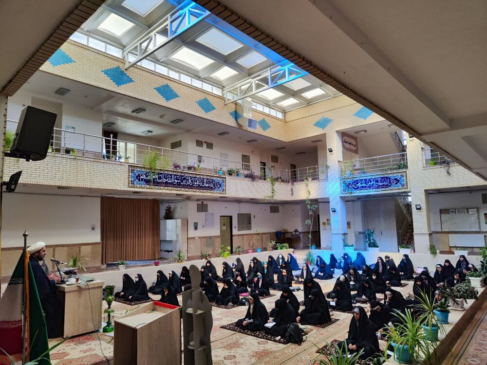 جلسه اخلاق طلاب مدرسه علمیه ریحانة الرسول