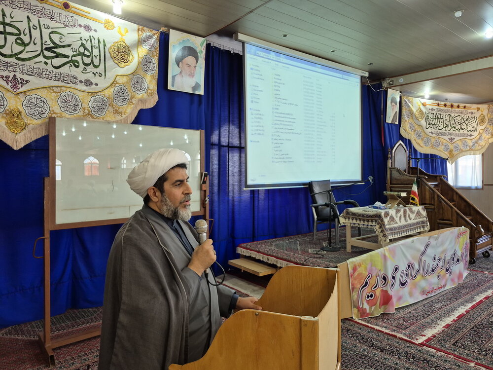 حوزه باید صاحب‌نظر و تولیدکننده علم باشد